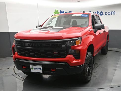 Used 2025 Chevrolet Silverado 1500 Custom Trail Boss AWD/4WD image 21