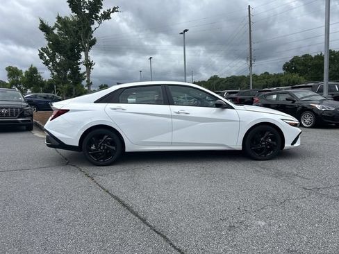 New 2026 Hyundai Elantra Sport FWD image 8