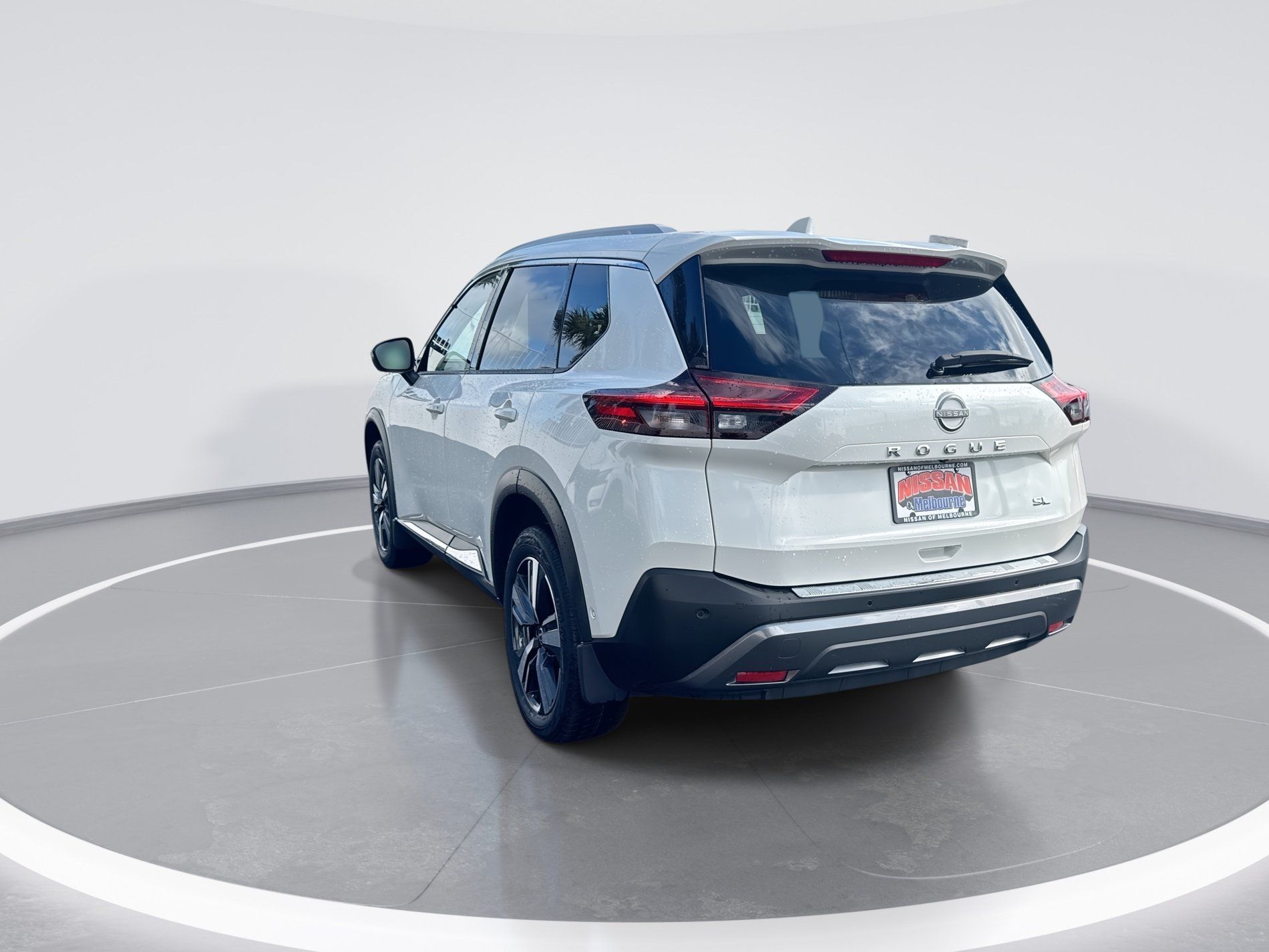 Certified 2023 Nissan Rogue SL w/ SL Premium Package FWD image 6