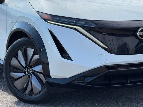 Used 2023 Nissan Ariya FWD image 4