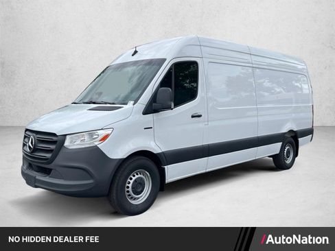 New 2025 Mercedes-Benz eSprinter 170 Cargo image 1