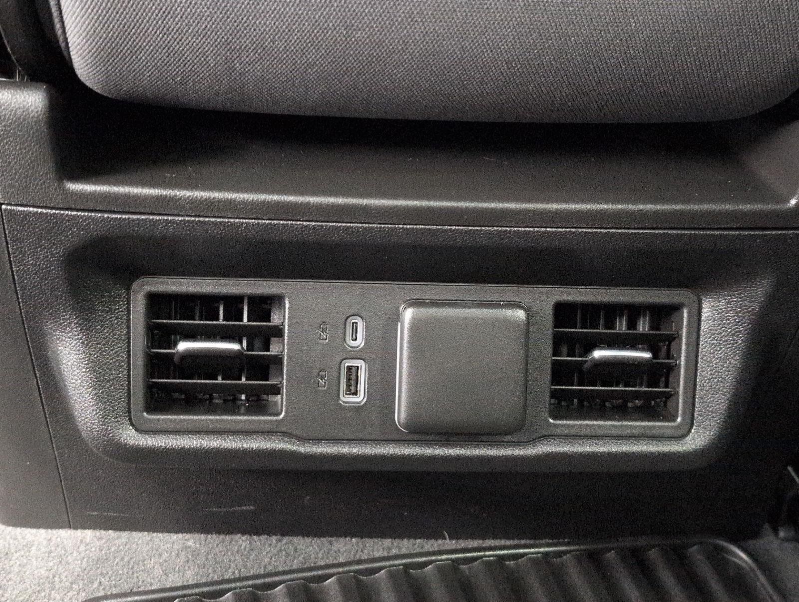 Used 2024 Chevrolet Silverado 1500 LT AWD/4WD image 22