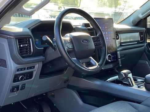 Used 2024 Ford F150 Lightning Flash image 10