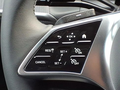 New 2026 Mercedes-Benz GLC 300 GLC 300 image 9