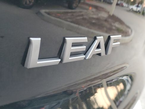 Certified 2024 Nissan Leaf SV Plus image 8