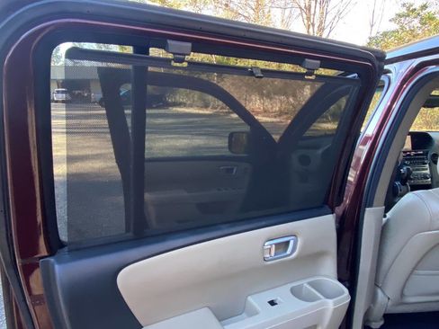 Used 2012 Honda Pilot Touring image 45