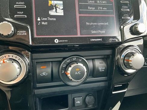 Used 2024 Toyota 4Runner TRD Off-Road image 32