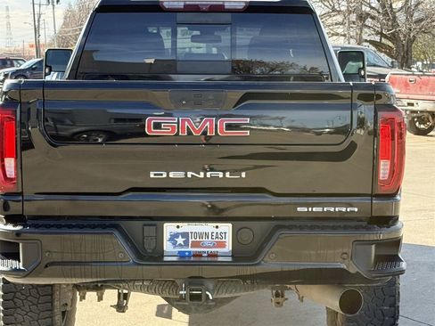 Used 2022 GMC Sierra 2500 Denali image 6