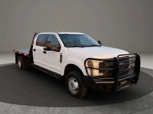 Used 2019 Ford F350 XL w/ Power Equipment Group AWD/4WD image 3