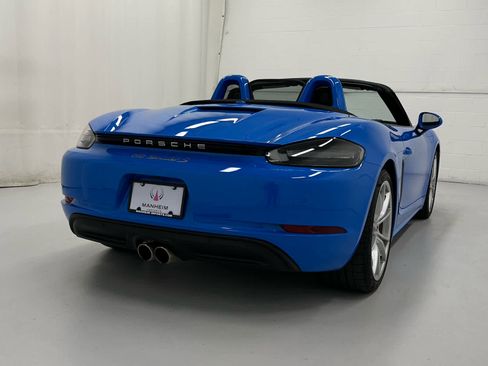 Used 2024 Porsche 718 Boxster S RWD image 6