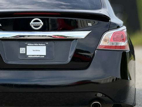 Used 2015 Nissan Altima 2.5 S w/ Power Driver Seat Package FWD image 14