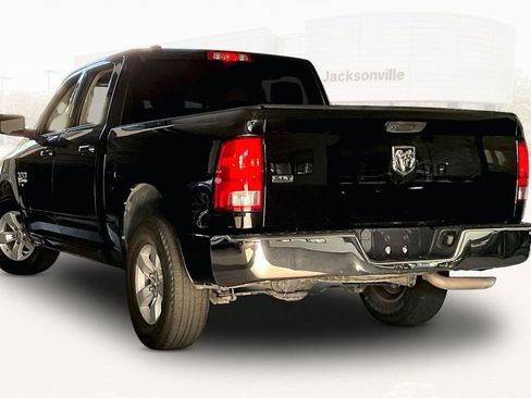 Used 2021 RAM 1500 Classic SLT RWD image 4
