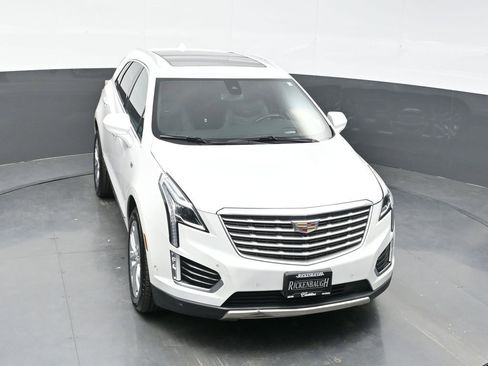 Used 2017 Cadillac XT5 Platinum w/ Driver Assist Package AWD/4WD image 27