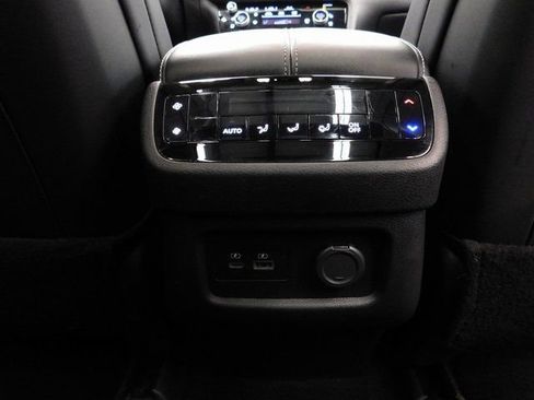 Used 2024 INFINITI QX60 Luxe image 40