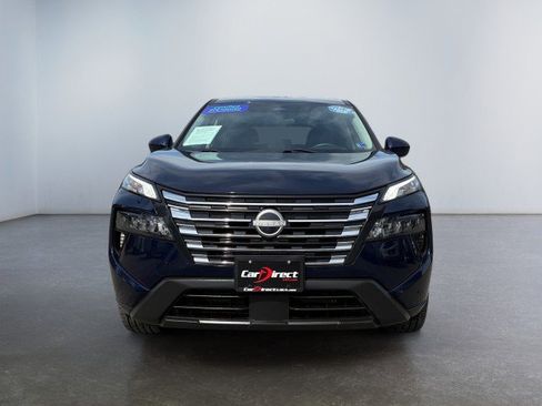 Used 2024 Nissan Rogue SV image 5