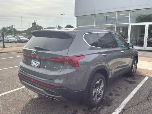 Used 2023 Hyundai Santa Fe SEL w/ Winter Weather Package AWD/4WD image 3