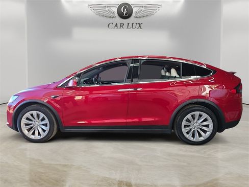 Used 2020 Tesla Model X Long Range image 2