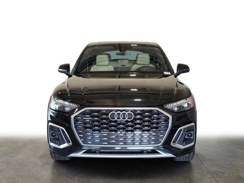 Used 2021 Audi Q5 Prestige w/ Prestige Package AWD/4WD image 2