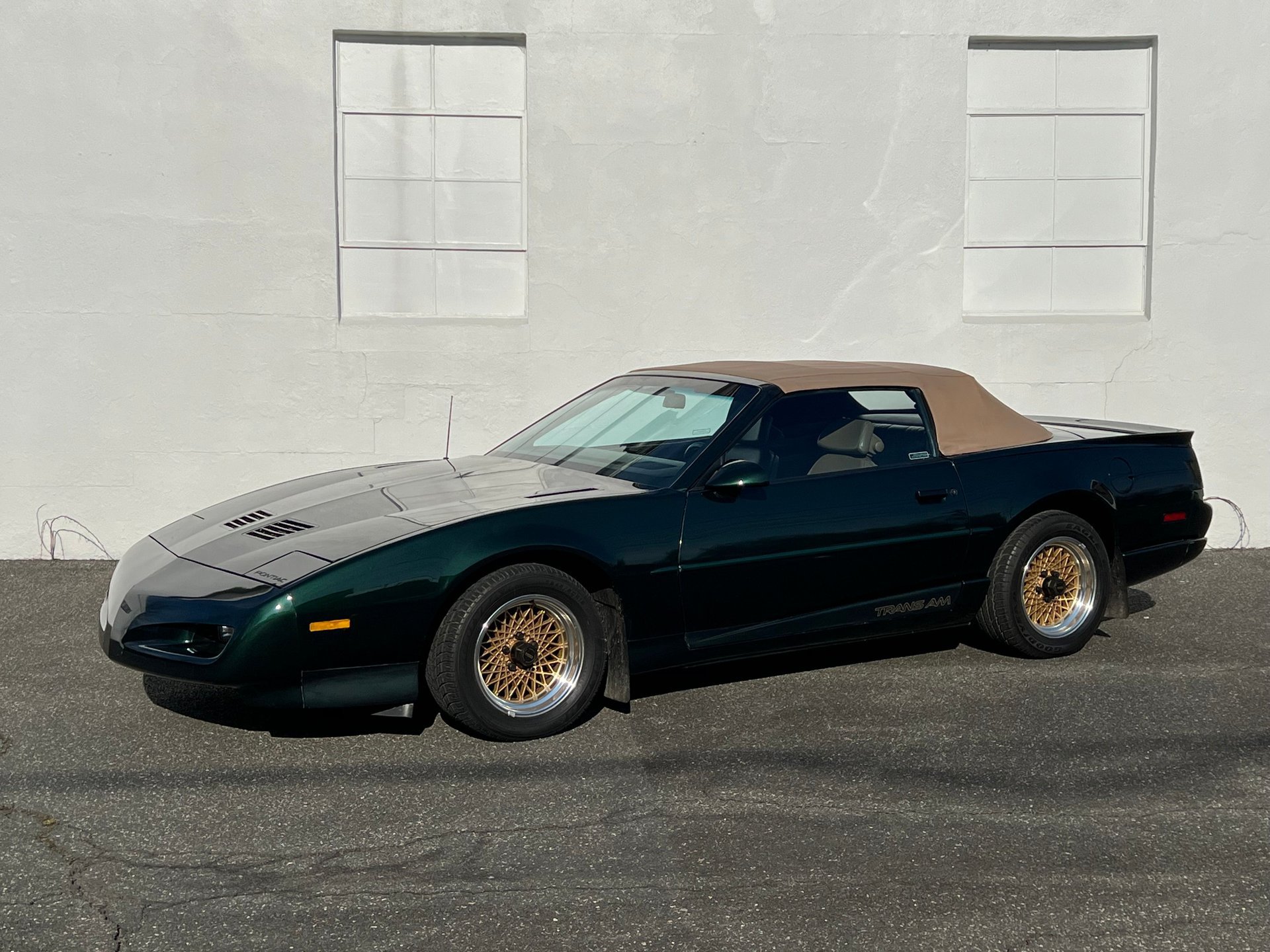 Used 1992 Pontiac Firebird Trans Am RWD image 4