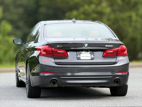 Used 2019 BMW 530i xDrive w/ Premium Package AWD/4WD image 5