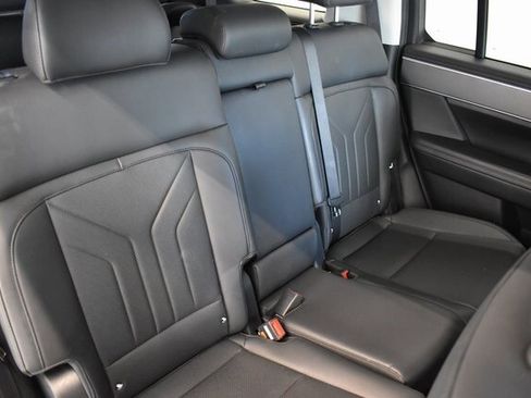 Used 2025 Hyundai Santa Fe SEL image 6