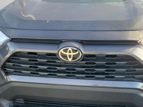 Certified 2022 Toyota RAV4 XLE w/ Convenience Package image 24