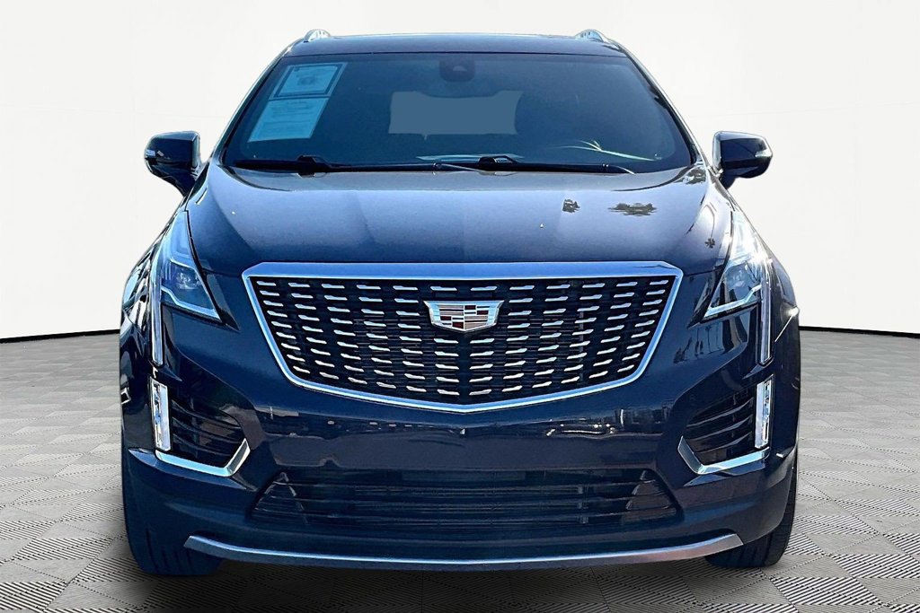 Used 2025 Cadillac XT5 Premium Luxury FWD image 4