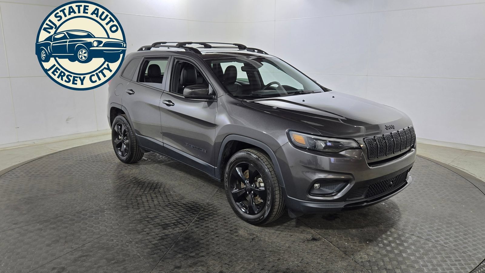 Used 2021 Jeep Cherokee Latitude Plus w/ Sun & Sound Group AWD/4WD image 9