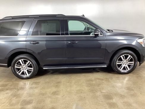 Used 2022 Ford Expedition XLT AWD/4WD image 7