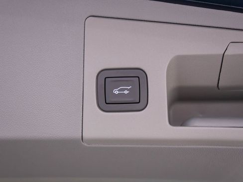 New 2026 Cadillac XT5 Premium Luxury image 33