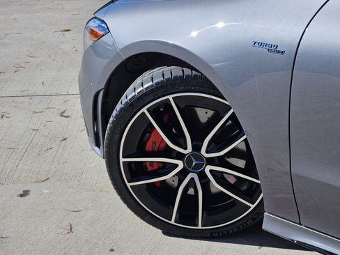 Used 2022 Mercedes-Benz CLA 35 AMG 4MATIC image 5