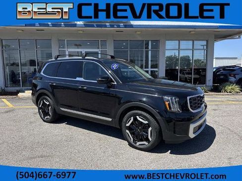 Used 2024 Kia Telluride S FWD image 1