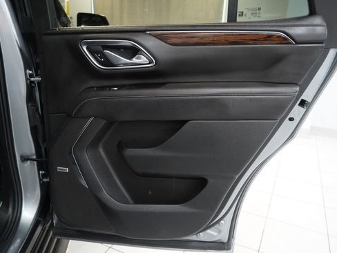 Used 2024 Chevrolet Tahoe Premier w/ Premium Package 2 AWD/4WD image 35