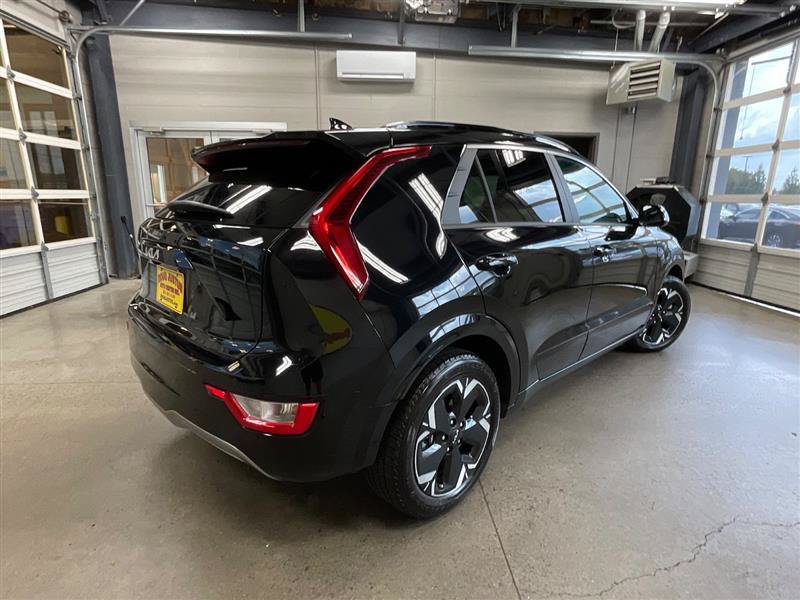 Used 2024 Kia Niro Wind FWD image 5