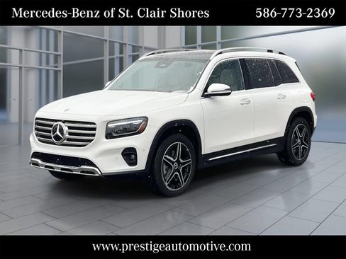 Used 2026 Mercedes-Benz GLB 250 4MATIC image 1