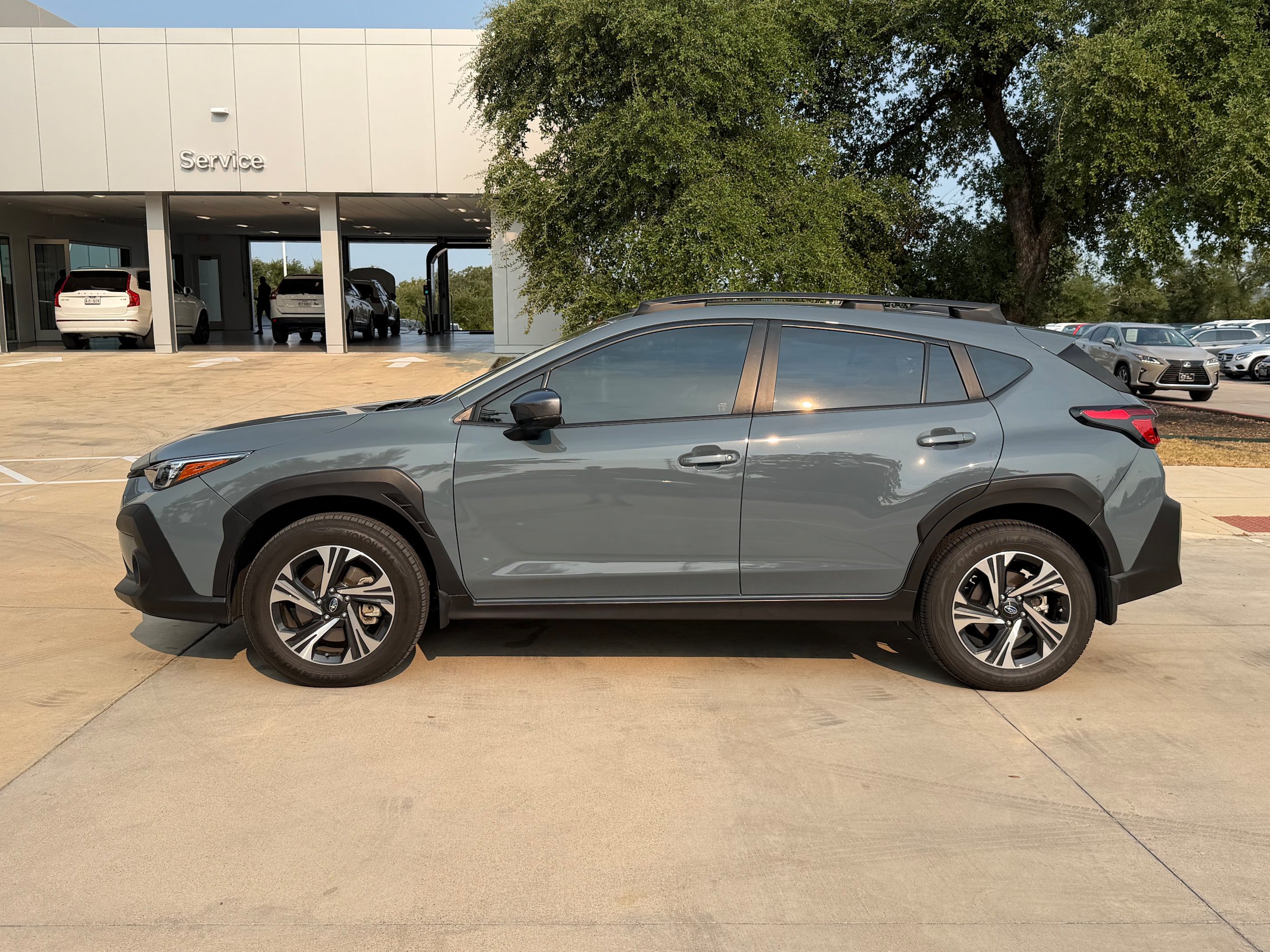 Used 2024 Subaru Crosstrek 2.0i Premium AWD/4WD image 3