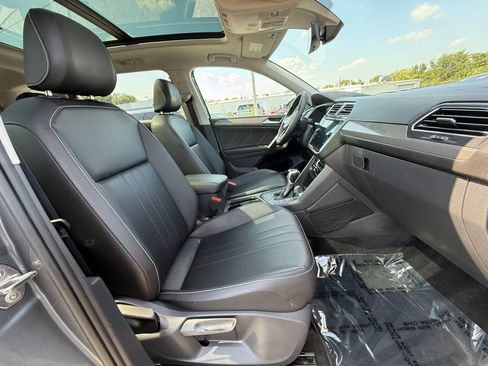 Used 2023 Volkswagen Tiguan SE FWD image 26