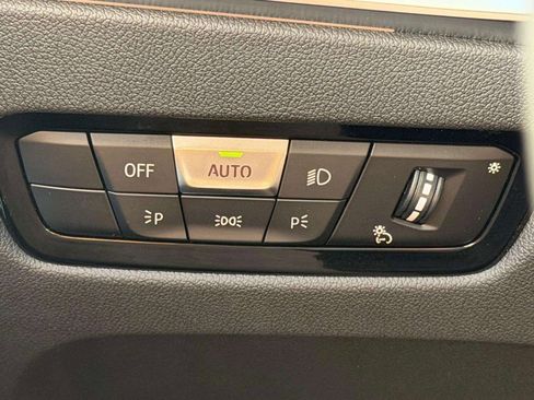 Used 2024 BMW 330i Sedan image 17