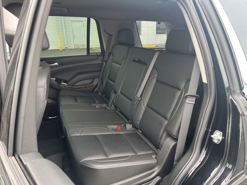 Used 2018 Chevrolet Tahoe LT w/ Luxury Package AWD/4WD image 23