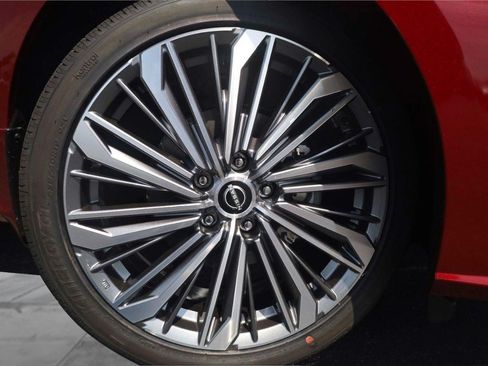 New 2026 Nissan Altima 2.5 SV w/ SV Premium Package AWD/4WD image 3