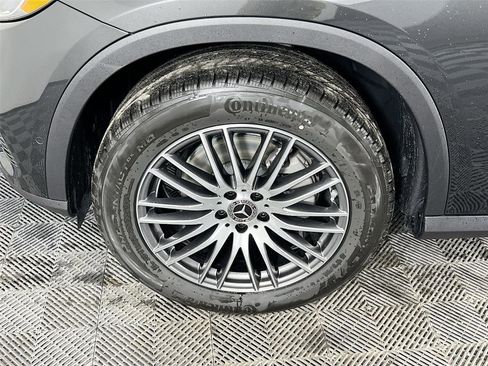 Certified 2025 Mercedes-Benz GLC 300 4MATIC image 27