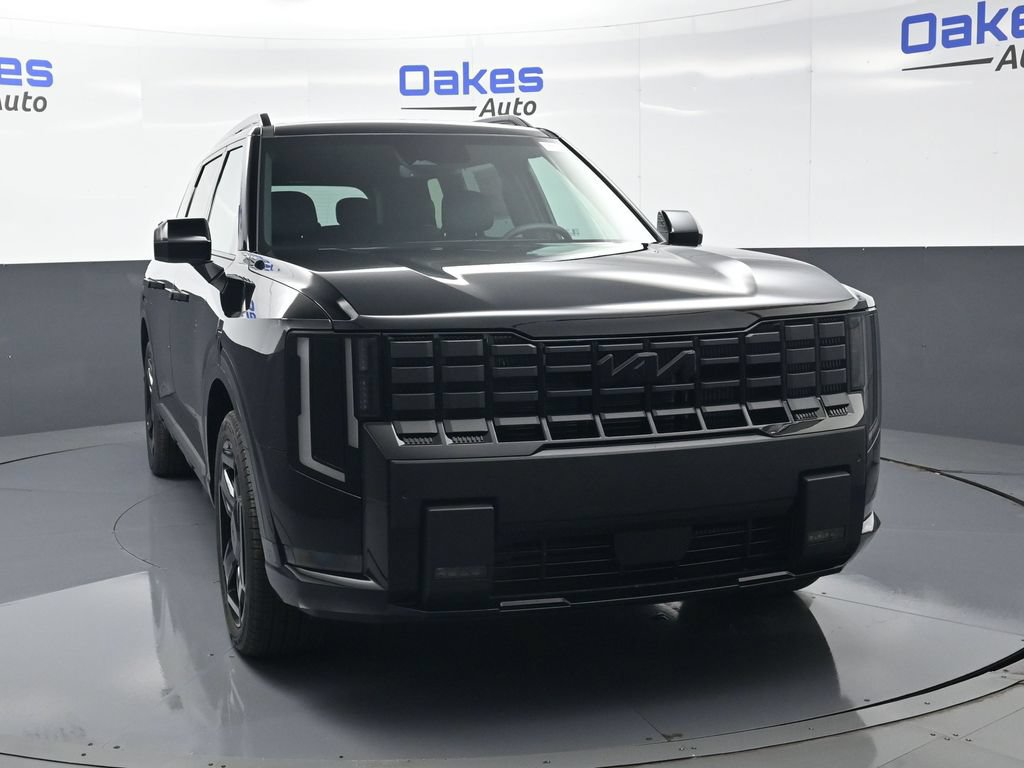 Certified 2027 Kia Telluride EX X-Line w/ Towing Package AWD/4WD image 2