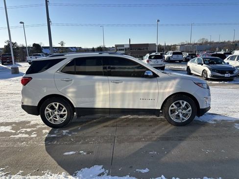 Used 2020 Chevrolet Equinox Premier image 4