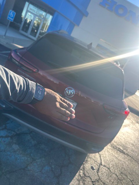 Used 2022 Buick Envision Essence w/ Technology Package II FWD image 11