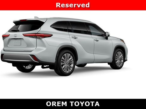 New 2026 Toyota Highlander Platinum AWD/4WD image 10