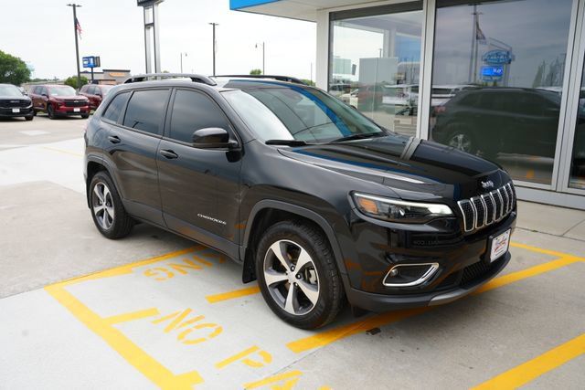 Used 2022 Jeep Cherokee Limited AWD/4WD image 31