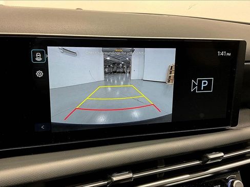 Used 2025 Hyundai Santa Cruz SE image 29