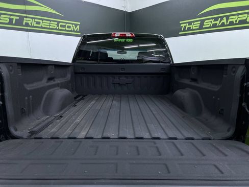Used 2017 Chevrolet Silverado 1500 W/T w/ Black Out Edition AWD/4WD image 17