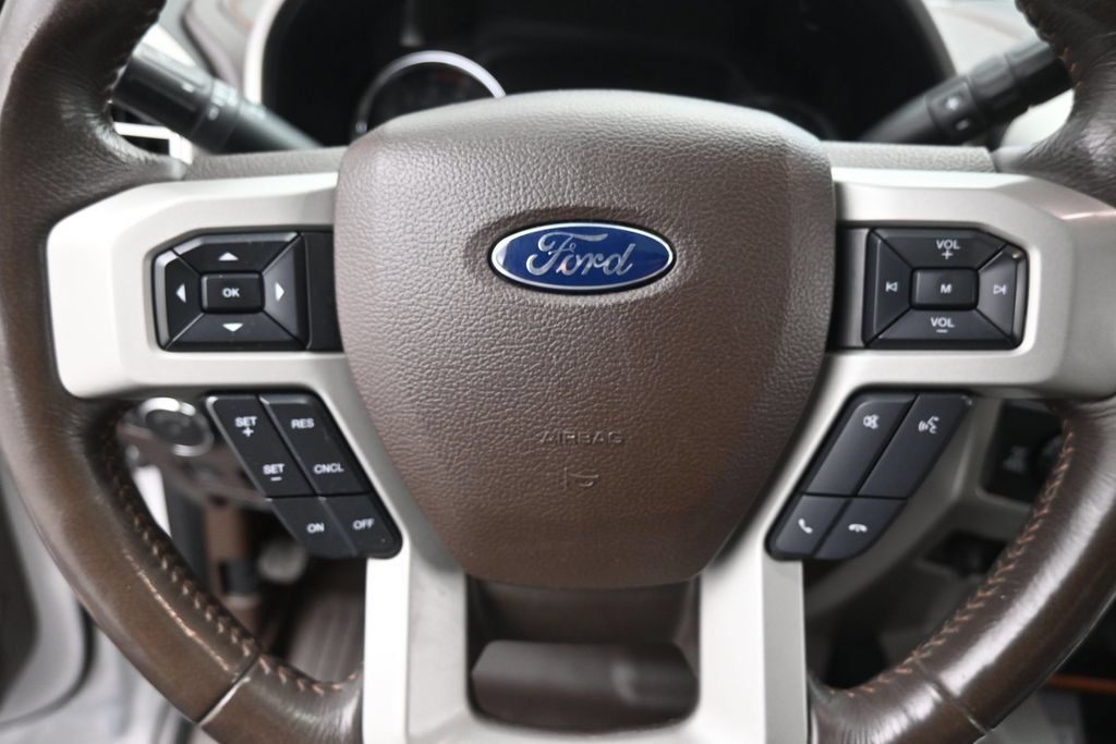 Used 2017 Ford F350 King Ranch w/ King Ranch Ultimate Package AWD/4WD image 13