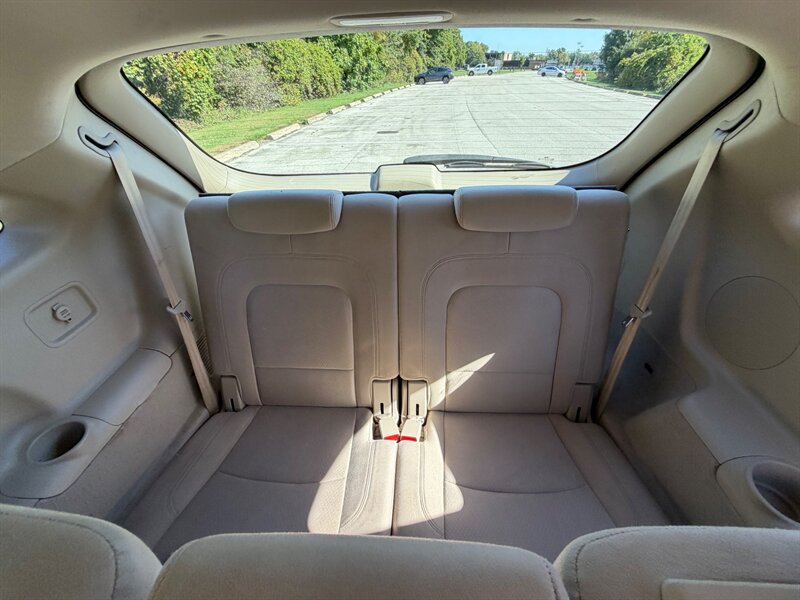 Used 2011 Hyundai Veracruz GLS AWD/4WD image 12